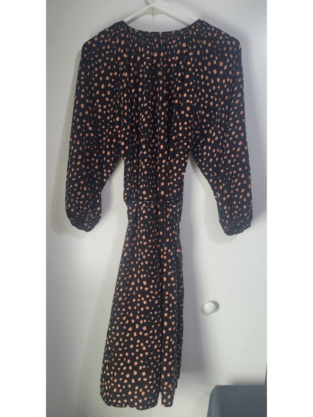 Tucker Classic Dress in Silk Crepe de Chine Ebony Dot Black SZ M - Picture 2 of 8